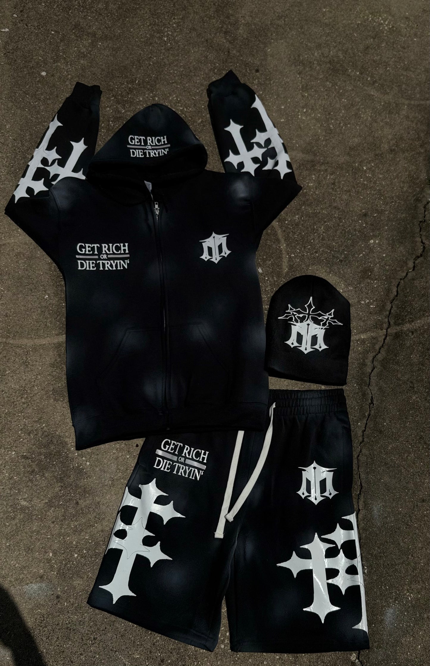 [GET RICH OR DIE TRYIN]WASHED ZIP UP HOODIE/SHORTS SET WITH BEANIE